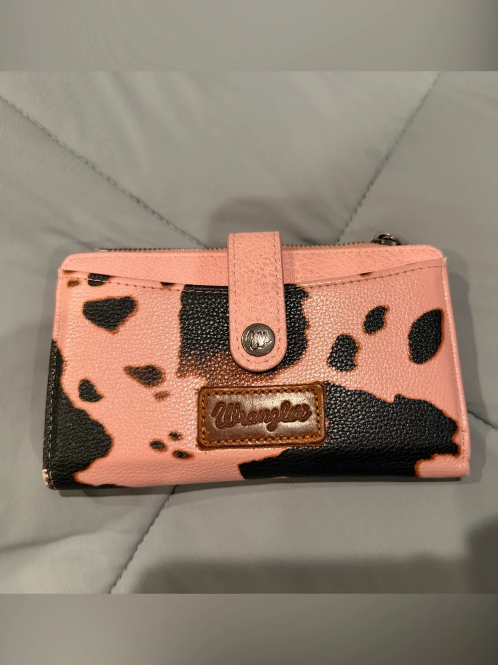 Wrangler Pink and Black Cowhide-Pattern Snap Wallet